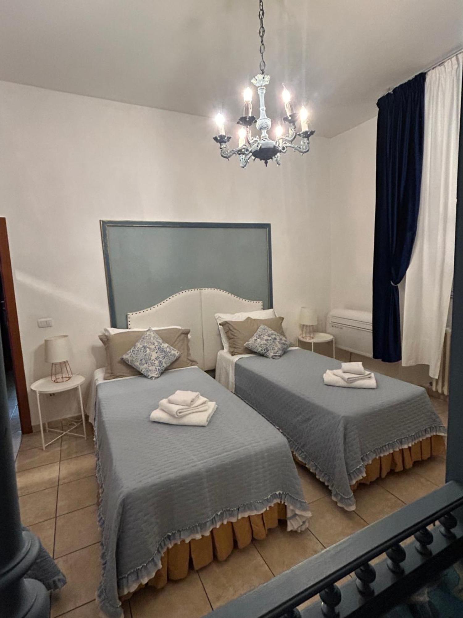 B&B Le Camere Di Livia Сиена Екстериор снимка
