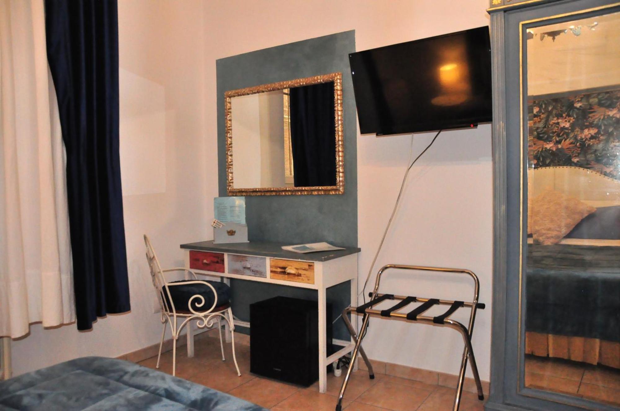B&B Le Camere Di Livia Сиена Екстериор снимка