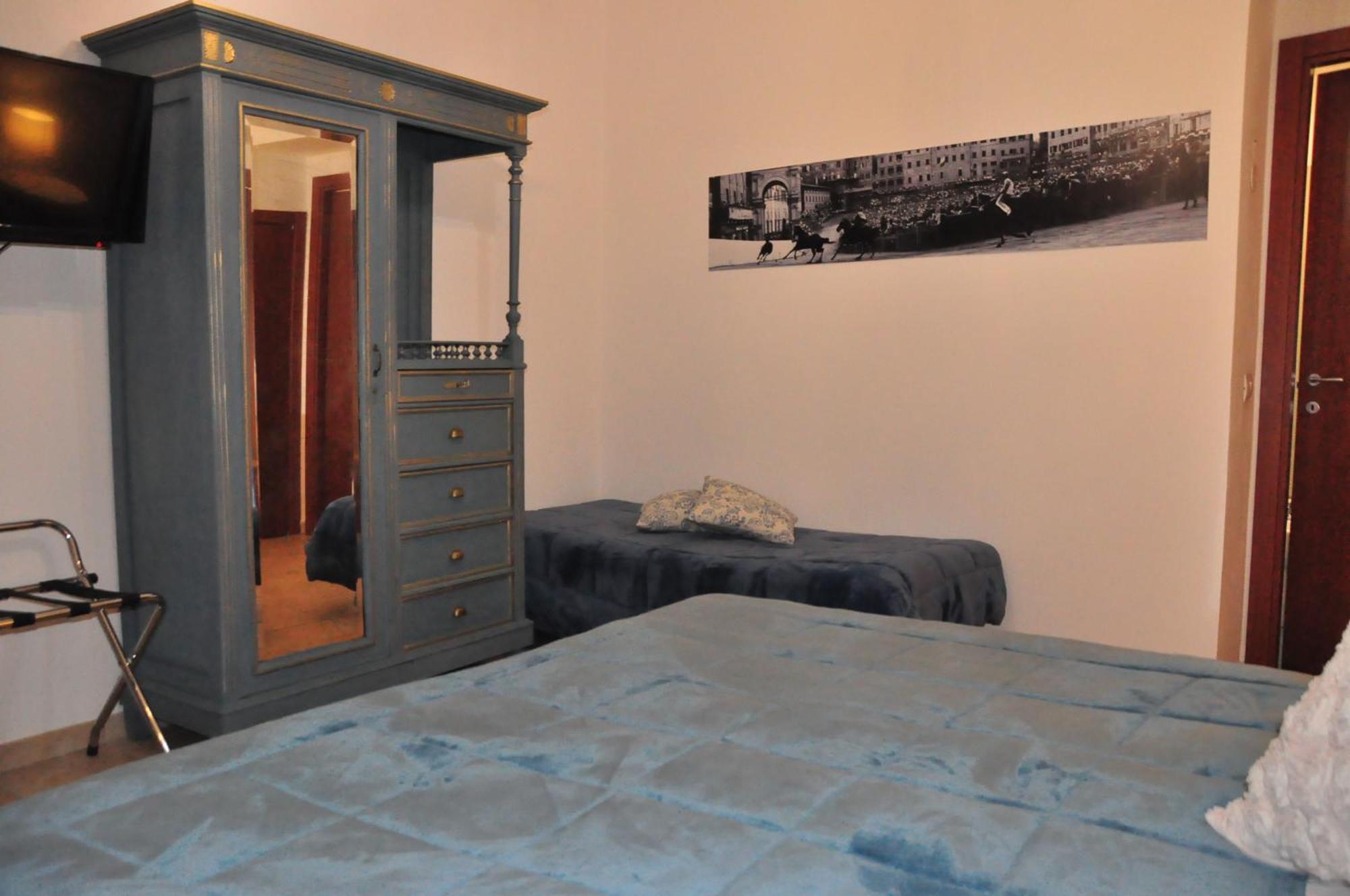 B&B Le Camere Di Livia Сиена Екстериор снимка