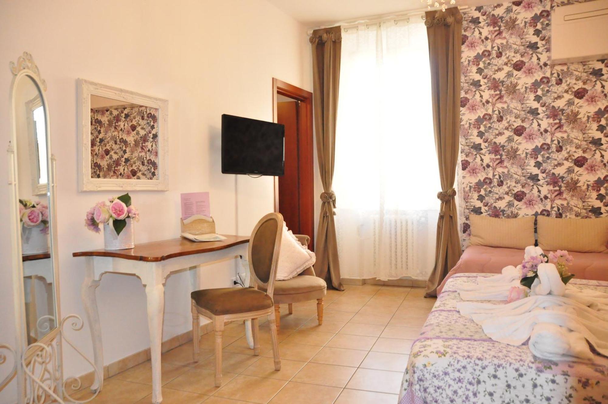 B&B Le Camere Di Livia Сиена Екстериор снимка